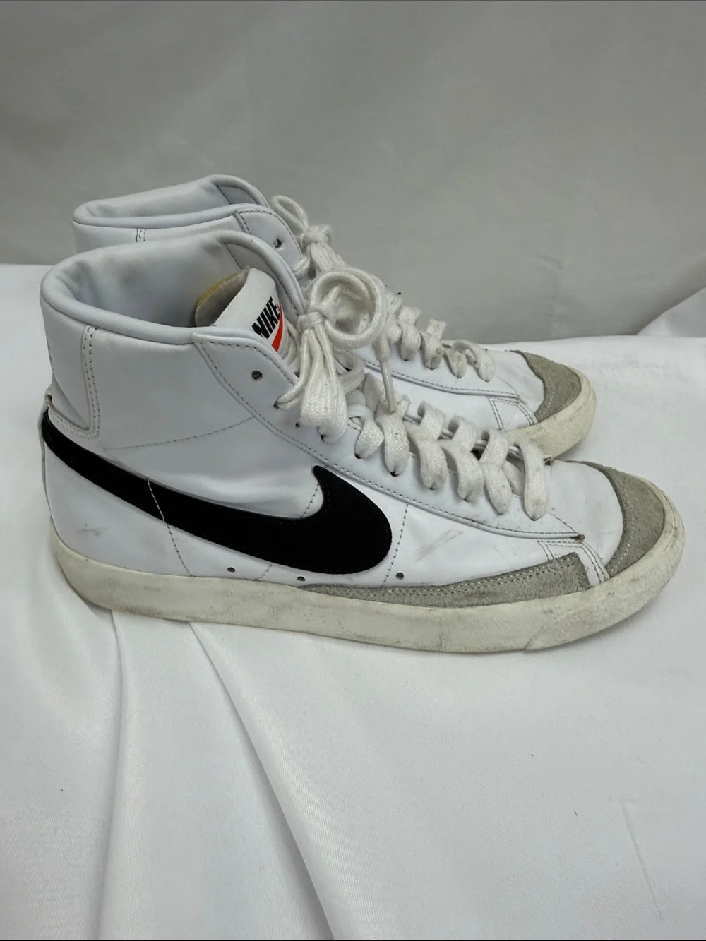 Nike White Black High-Top Athletic Sneakers